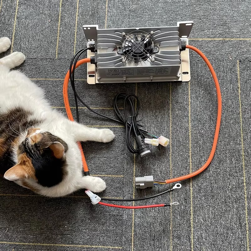 Ładowarka do akumulatorów lito – 72V 15A Fast Charger recenzja i cena