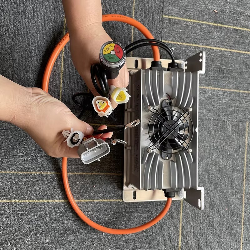 Ładowarka do akumulatorów lito – 72V 15A Fast Charger recenzja i cena